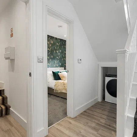 Sea Views, Beachbreeze, Pet Friendly, Private Parking Teignmouth Exterior photo