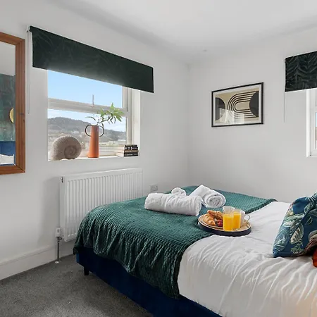 Sea Views, Beachbreeze, Pet Friendly, Private Parking Teignmouth Exterior photo