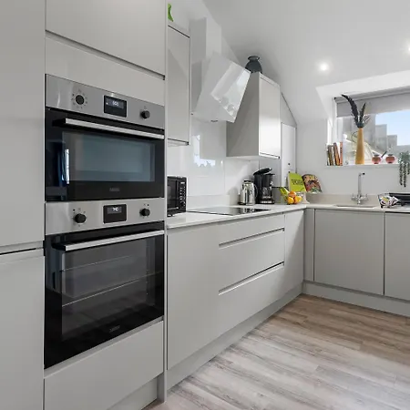 Sea Views, Beachbreeze, Pet Friendly, Private Parking Teignmouth Exterior photo