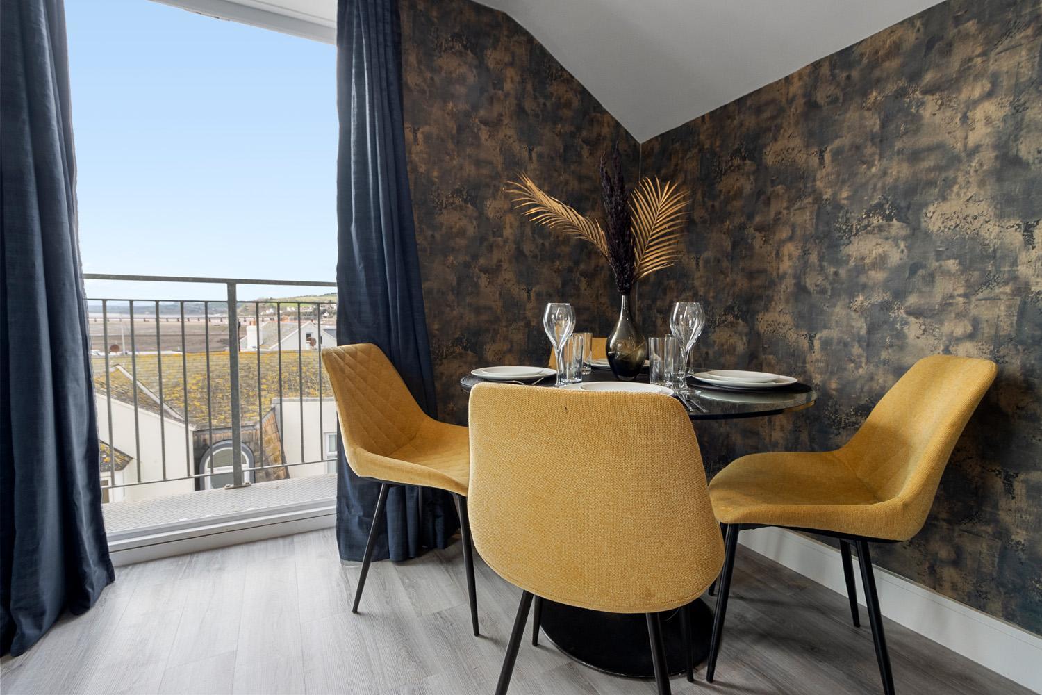 Apartment Sea Views, Beachbreeze, Pet Friendly, Private Parking Teignmouth